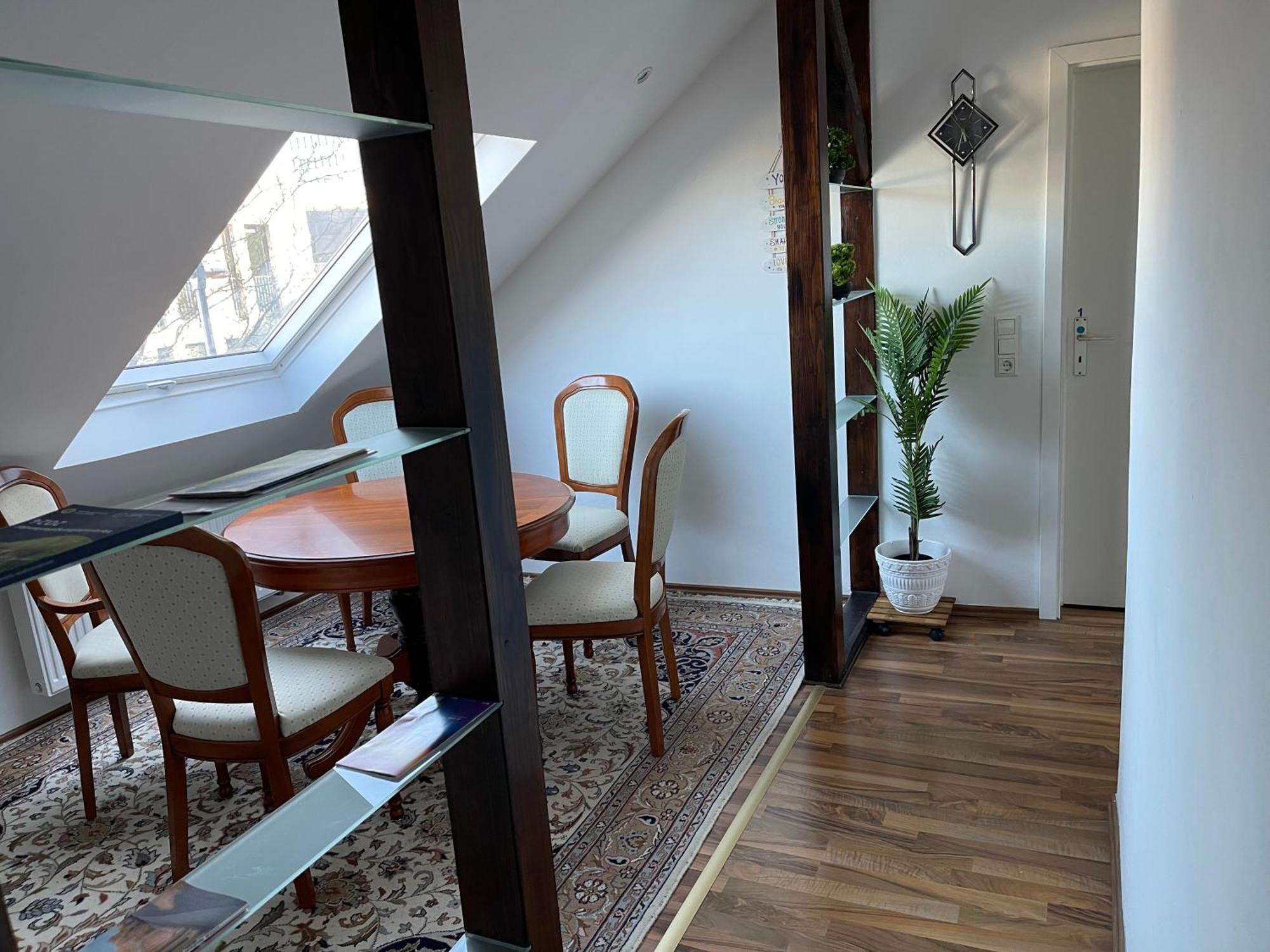 Bequemes Einzelzimmer Im Herzen Von Kassel Bagian luar foto